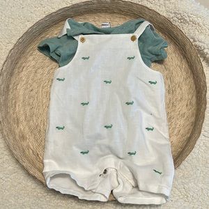 Janie and Jack 6-12M romper and short sleeve onesie.